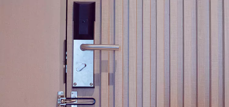 Installing a Maglock Hilo